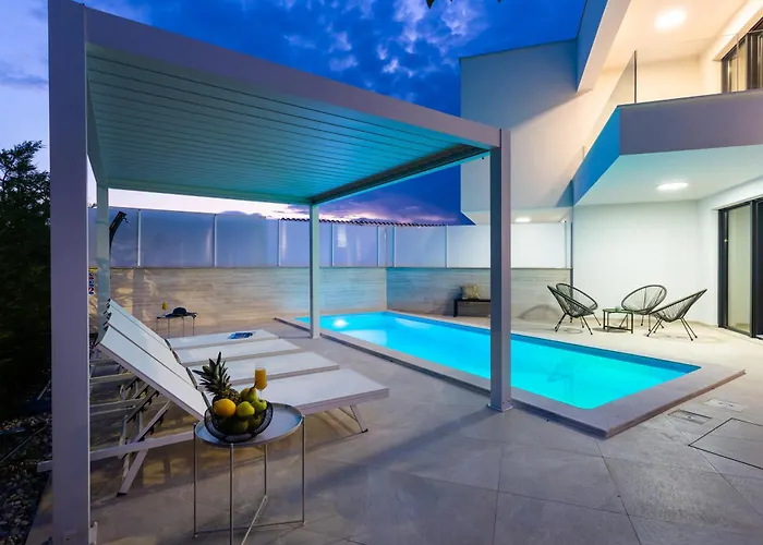 Arta 别墅 Linardići