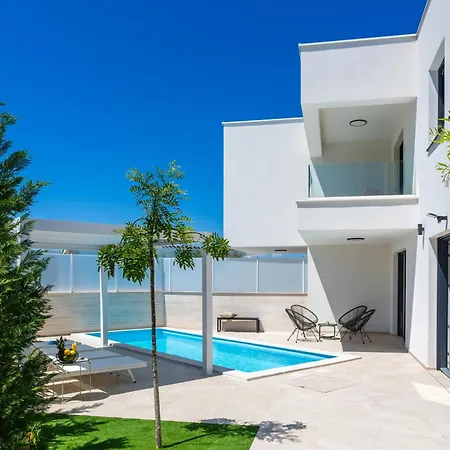 Villa Arta Linardići